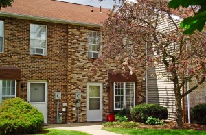 Exterior of brick townhouse