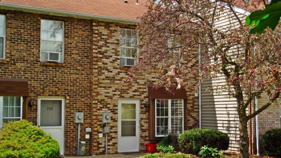 Exterior of brick townhouse