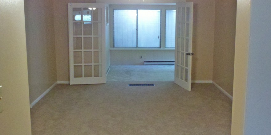 Unfurnished living room