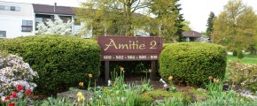 Amitie 2 signboard