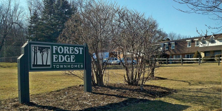 Forest Edge Townhomes sign