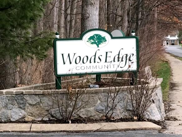 Woods Edge Townhomes sign