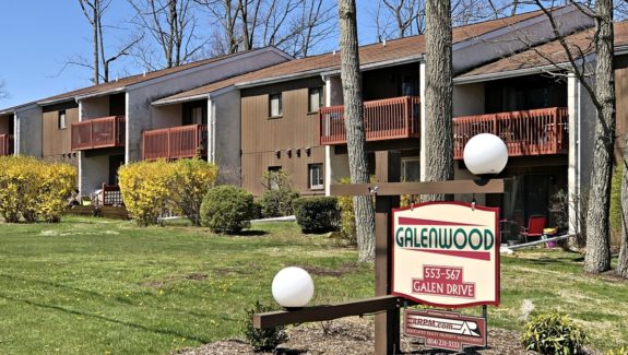 Exterior of Galenwood Apartments