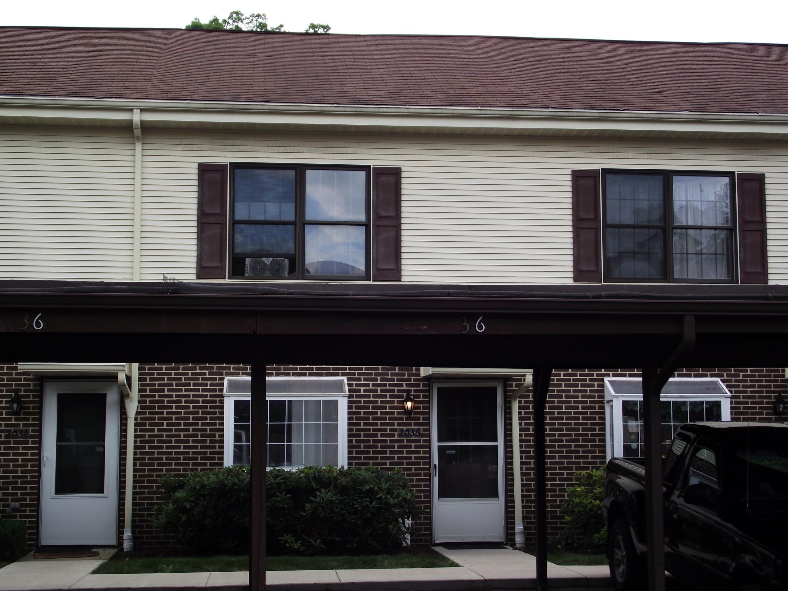 Woods Edge townhomes exterior