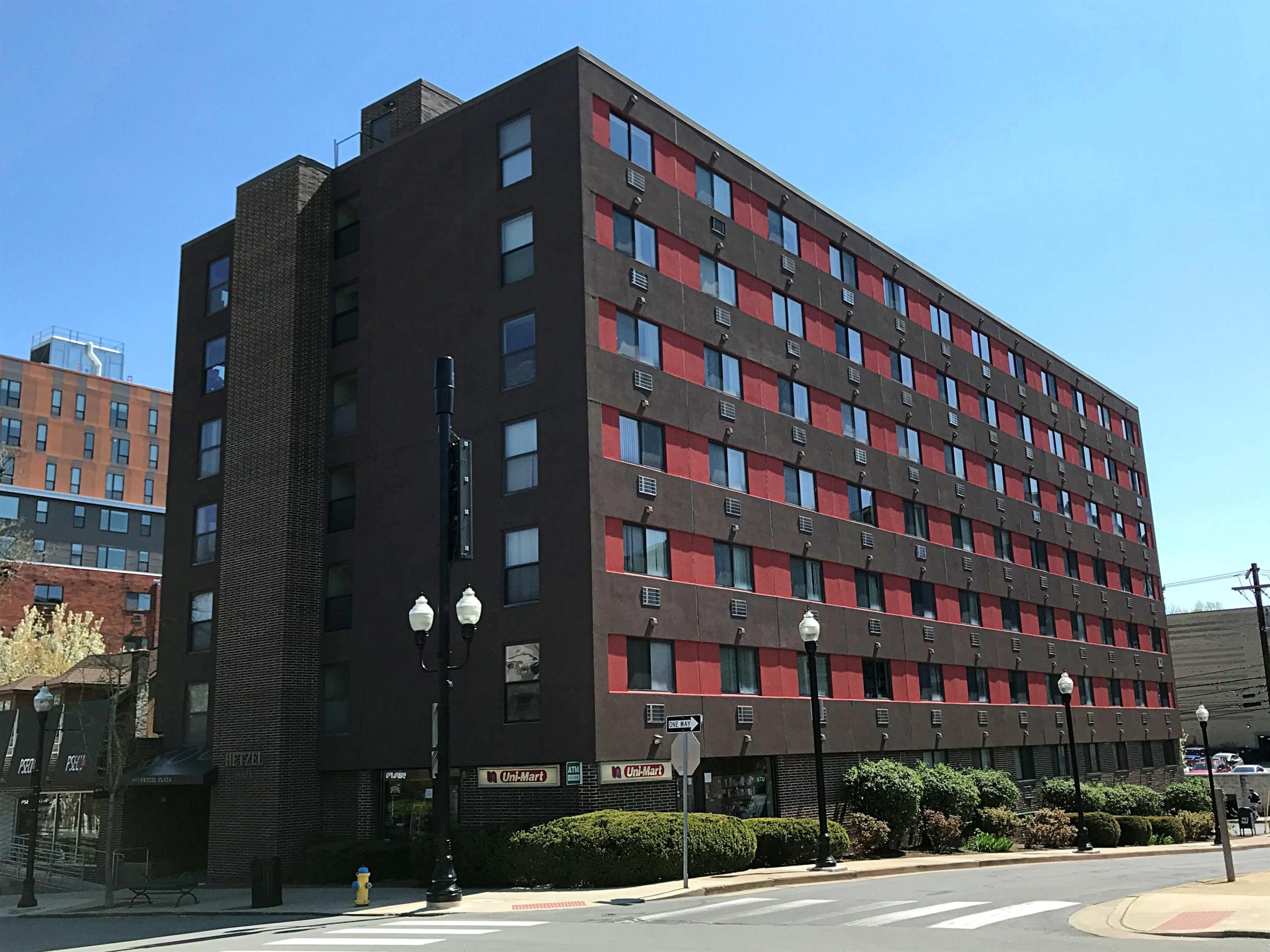 Hetzel Plaza apartment building exterior