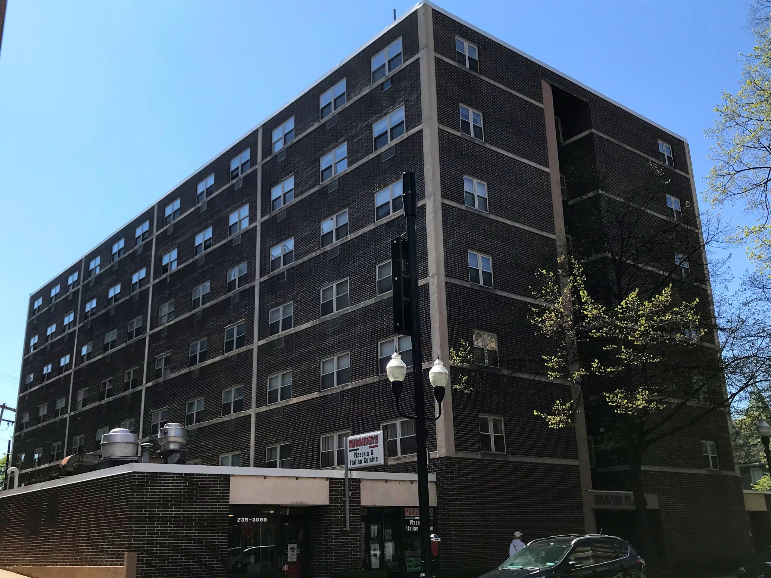 Beaver Plaza apartment building