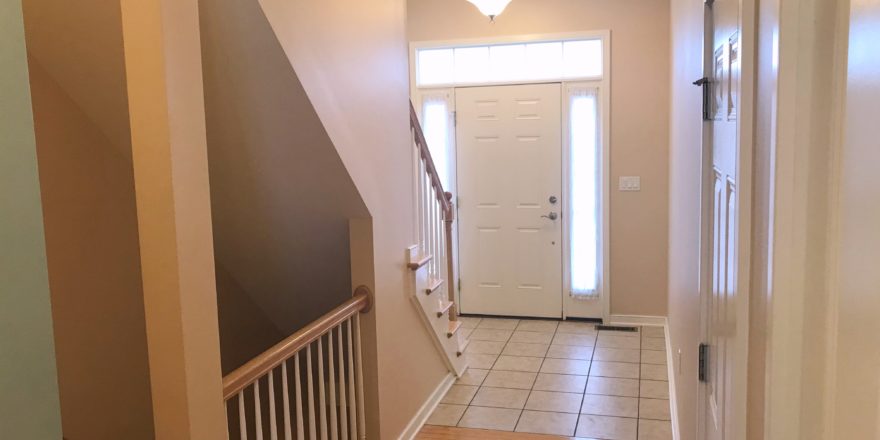 Entryway with stairwell