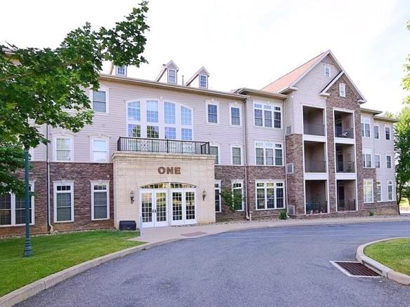 Exterior of large apartment building 100 Jefferson
