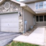 Exterior of townhouse 662-B Oakwood Ave