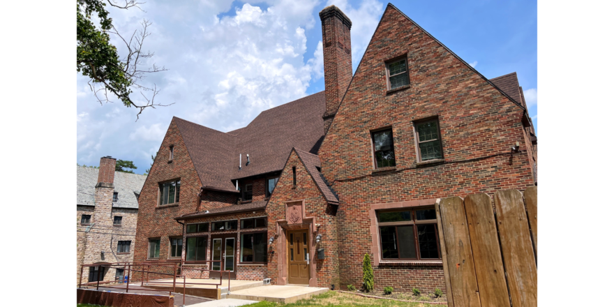 Exterior of 321 Fraternity Row
