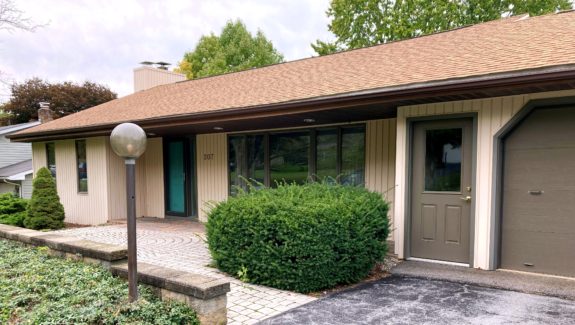 Exterior of house 207 E Doris Avenue