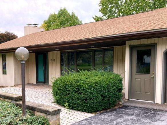 Exterior of house 207 E Doris Avenue