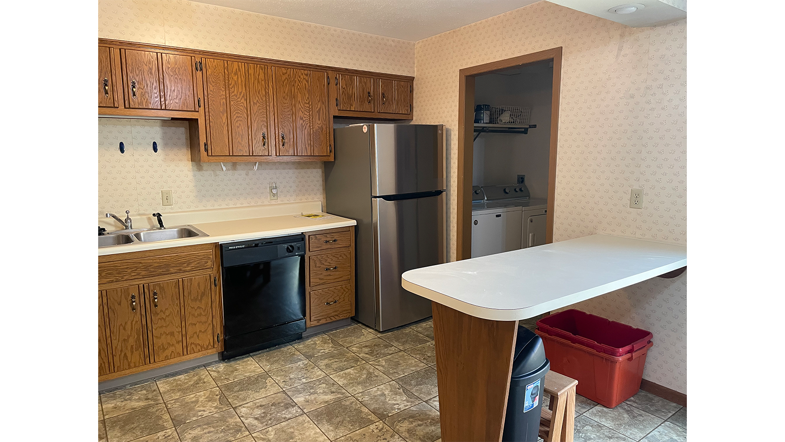 Associated Realty Property Management 1821Bayfieldkitchen1