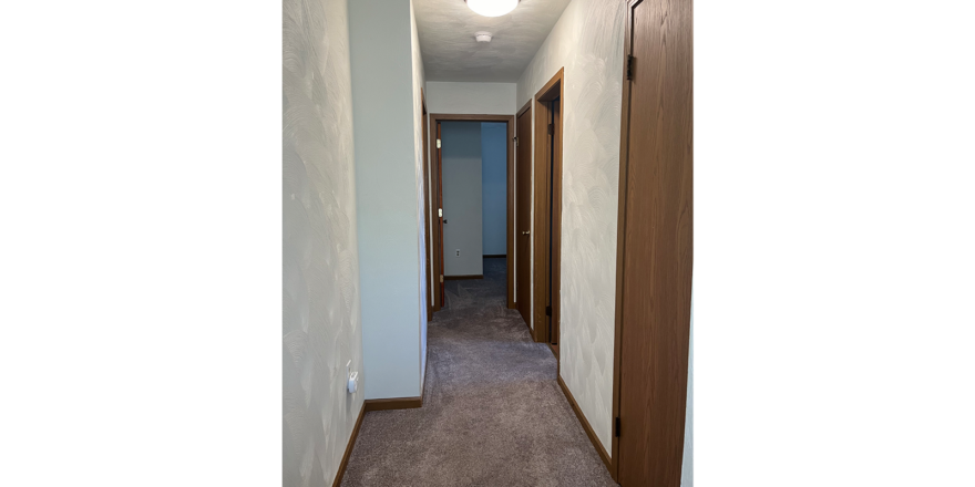 Upstairs-hallway