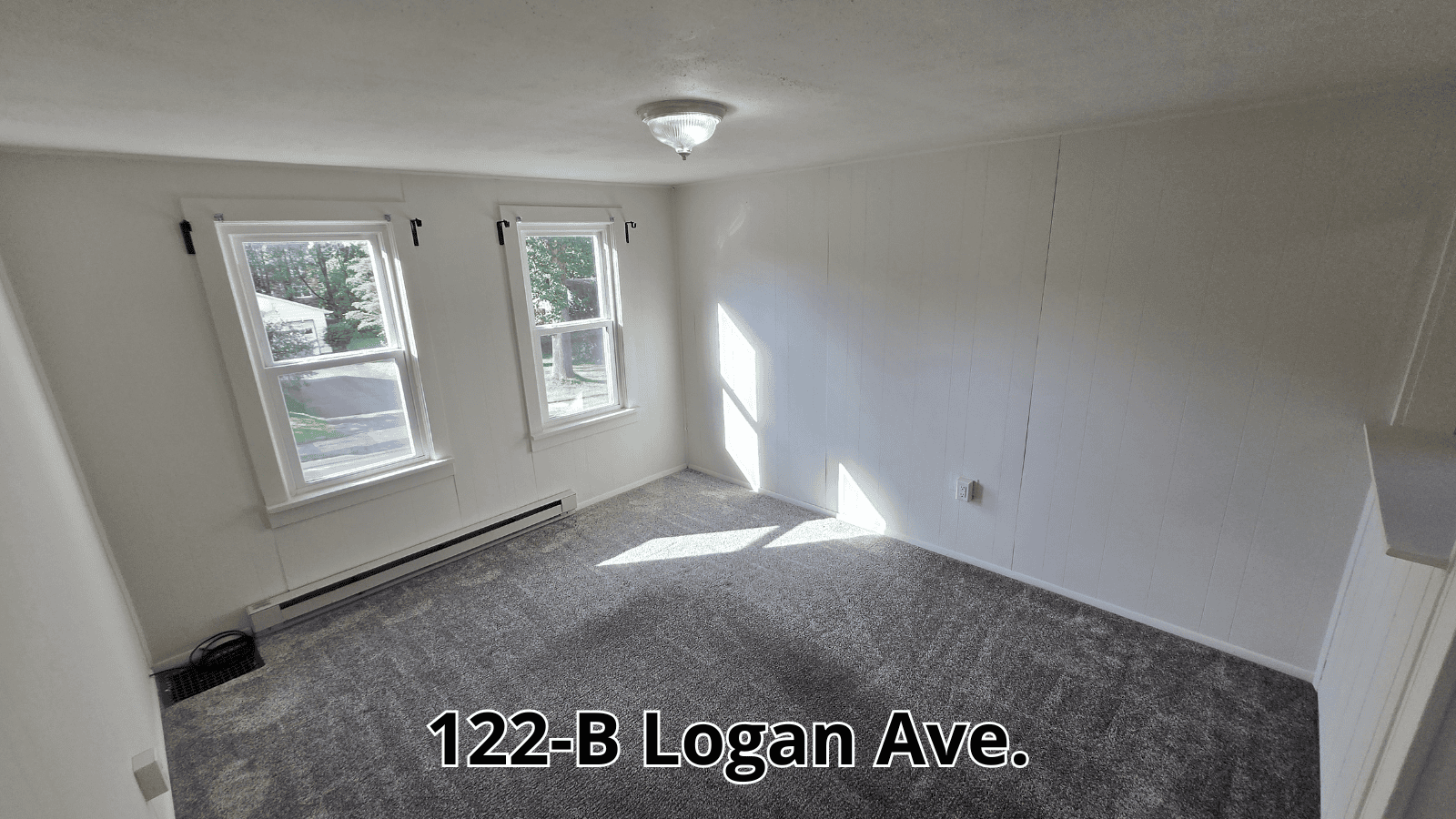 122-B Logan Ave. empty room