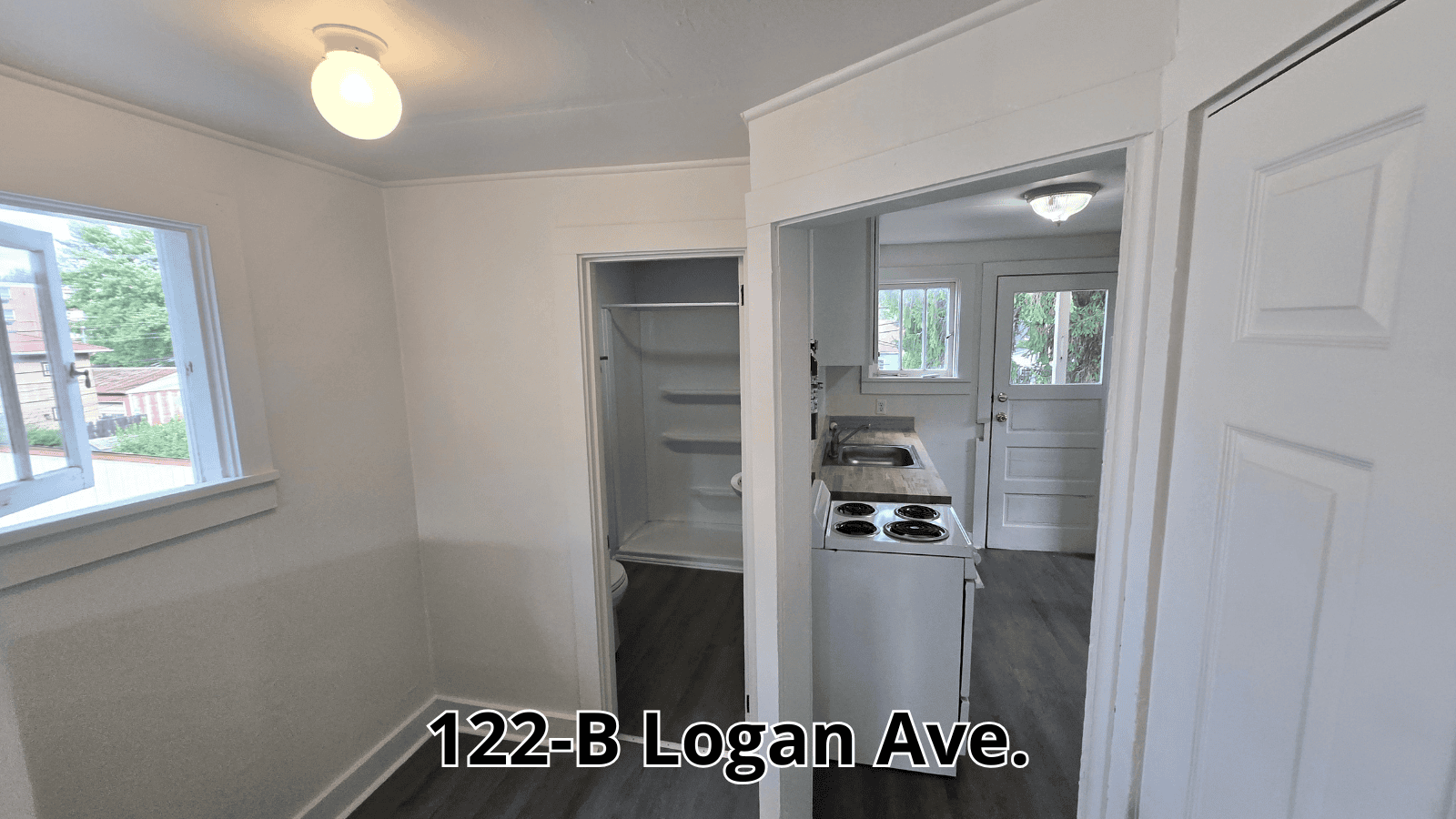 Small apartment kitchen and bathroom