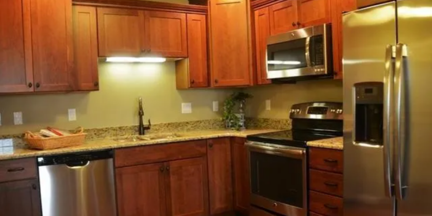 160-1766-Old-Gatesburg-Rd_Kitchen1