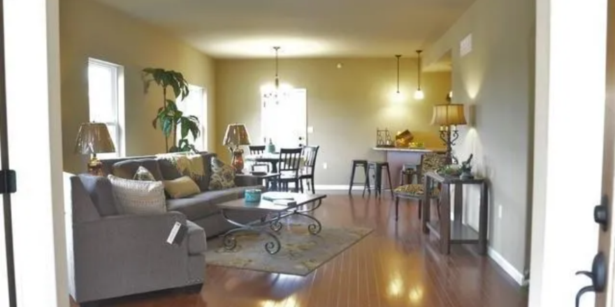 30-1766-Old-Gatesburg-Rd_Entry1