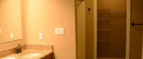 80-1766-Old-Gatesburg-Rd_Owners-Bath1